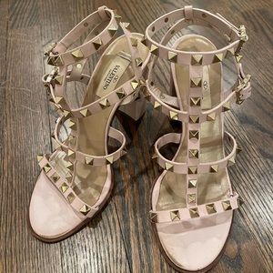 Valentino studded heeled sandals size 36.5 in light pink - silver studs